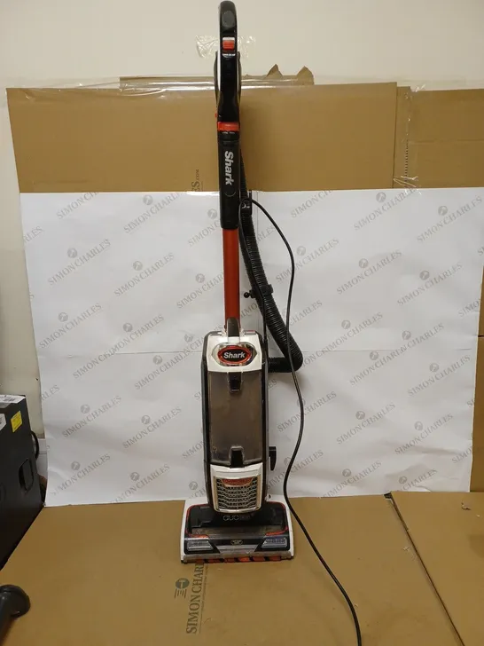 SHARK CORDED UPRIGHT VACUUM CLEANER 