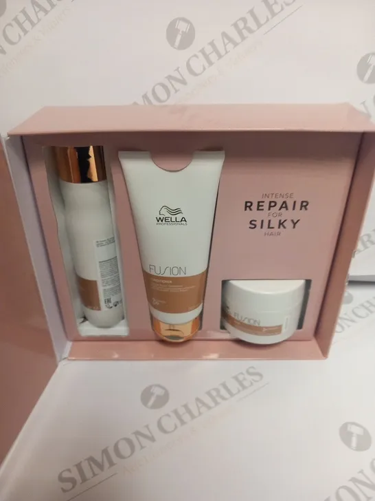 BOXED WELLA REPAIR AND REVIVE GIFT SET