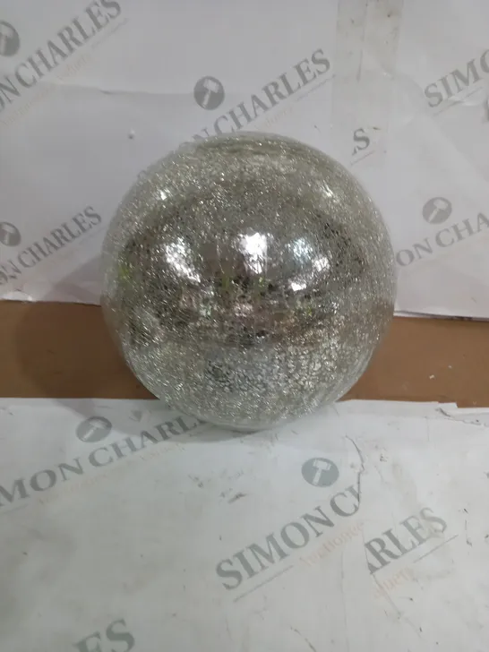 MR CHRISTMAS 8" GLASS CRACKLE SPHERE WITH ROTATING LIGHT