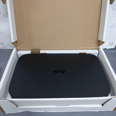 BOXED SKY Q 2TB TV BOX ES240UK