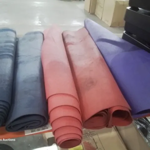 FIVE ASSORTED EXCERCISE MATS