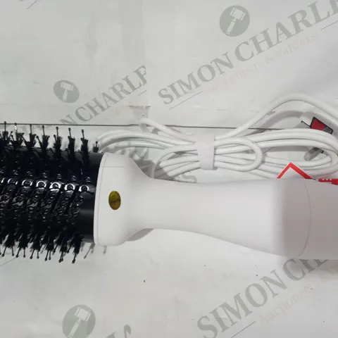 BONDIBOOST BLOWOUT BRUSH PRO 3-IN-1 HAIR STYLING TOOL