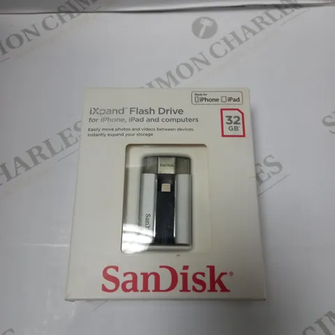 SANDISK IXPAND IPHONE/IPAD 32GB FLASH DRIVE 