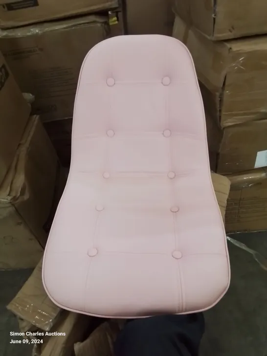 A BOXED PINK SWIVEL OFFICE CHAIR