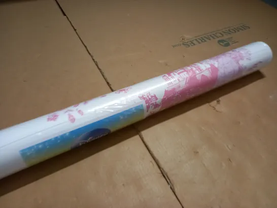 ROLL OF DISNEY PRINCESS TOILE PINK WALL PAPER - 10 X 0.52M