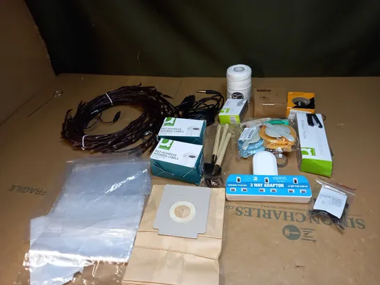 LOT OF ASSORTED ITEMS TO INCLUDE ARTIFICIAL LIGHTS, LED LIGHTS AND 3 WAY PLUG ADAPTOR