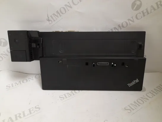 LENOVO 40A1 THINKPAD PRO DOCKING STATION	