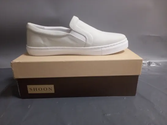 SHOON EIDOLON SLIP ON LEATHER TRAINERS OFF WHITE SIZE EU 41