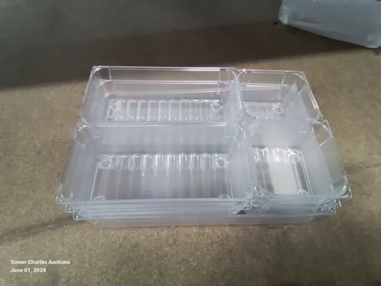 A BOX OF VARIOUS FOOD STORAGE CONTAINERS 