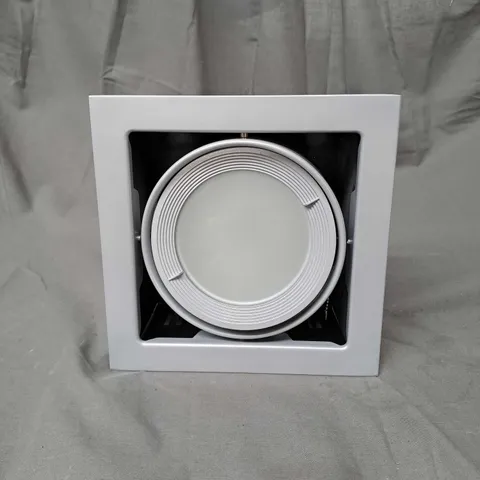 EMCOLITE BOX OF APPROXIMATELY 4 CDM-T DOWNLIGHTS IN SILVER