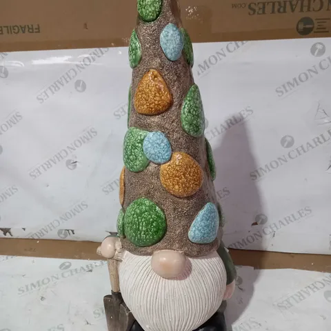 DECORATIVE GARDEN GNOME