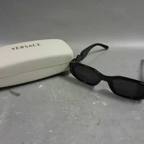 VERSACE 4361 LOGO FRAME SUNGLASSES 