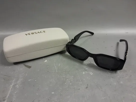 VERSACE 4361 LOGO FRAME SUNGLASSES 