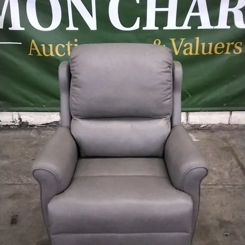 QUALITY BRITISH DESIGNED & MANUFACTURED G PLAN NEWMARKET LARGE DUAL ELEVATE ARMCHAIR DALLAS CHARCOAL LEATHER