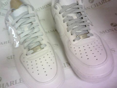 AIR FORCE 1 WHITE SIZE 6½