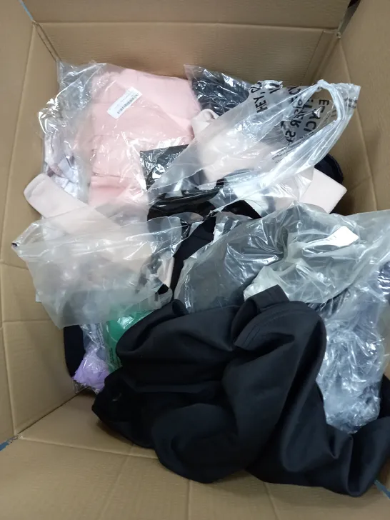 BOX OF APPROXIMATELY 22 ASSORTED CLOTHING ITEMS TO INCUDE - HOODIE , TROUSERS , BRA ETC