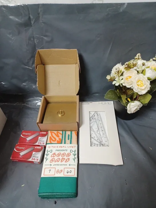 BOX OF APPROXIMATELY 20 ASSORTED HOUSEHOLD ITEMS TO INCLUDE LIGHT SWITCH, FAUX FLOWERS AND STATIONARY