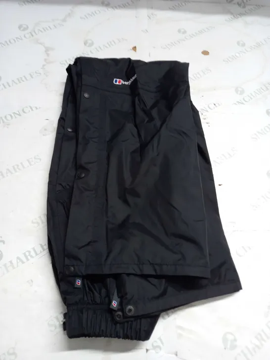 MENS BERGHAUS WATERPROOF TROUSERS SIZE M