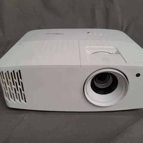 OPTOMA DLP PROJECTOR IN WHITE