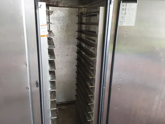 FOSTERS DOUBLE DOOR COMMERCIAL FRIDGE 