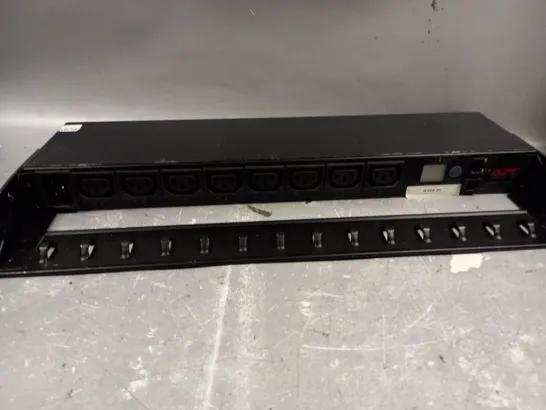 APC SWITCHED RACK PDU