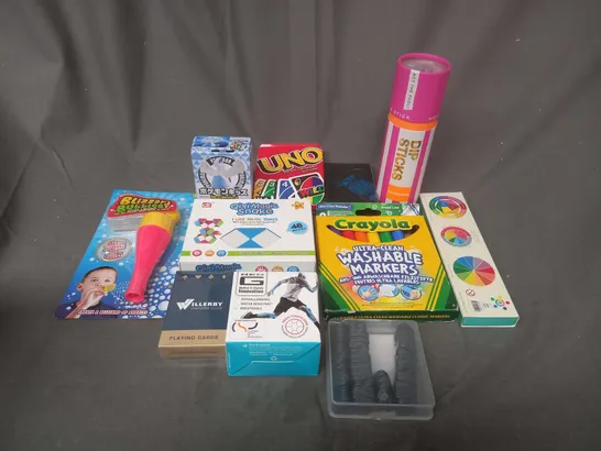 BOX OF ASSORTED TOYS AND GAMES TO INCLUDE CARD GAMES, CRAYOLA AND UNO