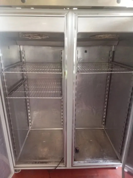 COMMERCIAL DOUBLE DOOR TALL FRIDGE 