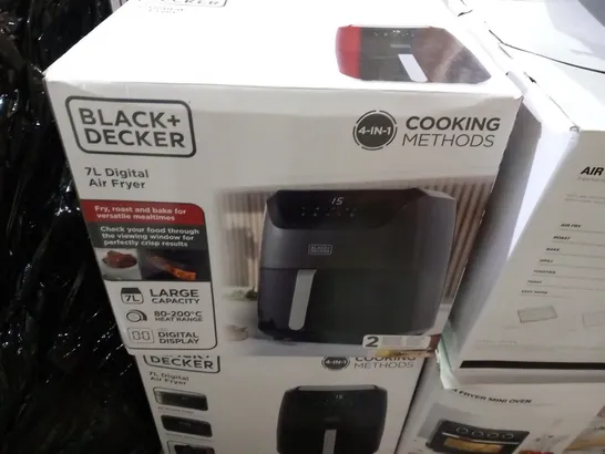 BOXED BLACK & DECKER 7L DIGITAL AIR FRYER     