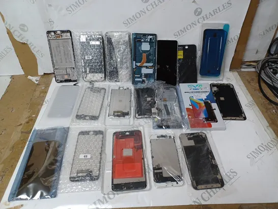 BOX OF APPROX 40 ASSORTED REPLACEMENT PHONE SCREENS FOR VARIOUS SMARTPHONE MODELS