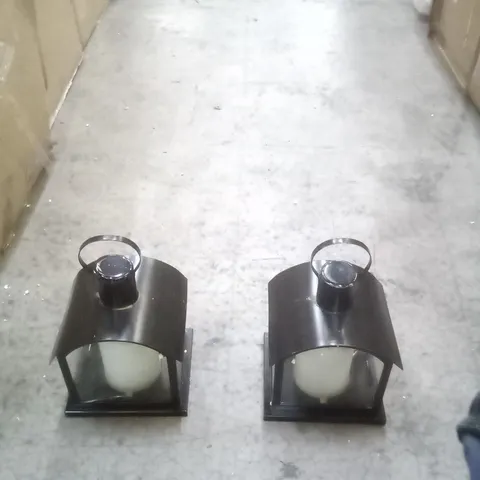 BOXED 2X BLACK SOLAR LANTERNS 