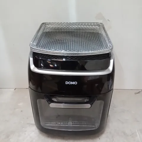 BOXED DOMO DELI FRYER MULTIFUNCTIONAL OVEN WITH ACCESSORIES 