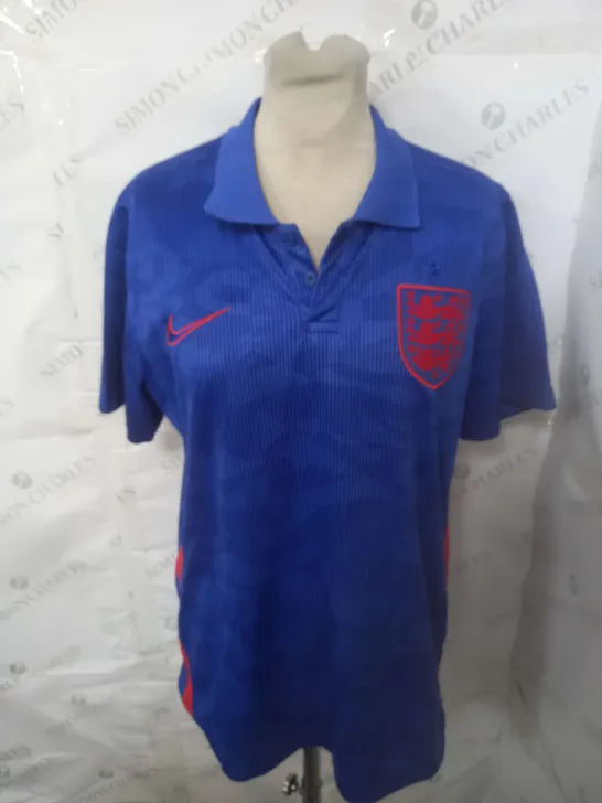 ENGLAND FC AWAY SHIRT SIZE UNSPECIFIED