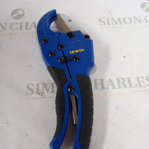 IRWIN PLASTIC PIPE CUTTER FOR PVC TUBING 