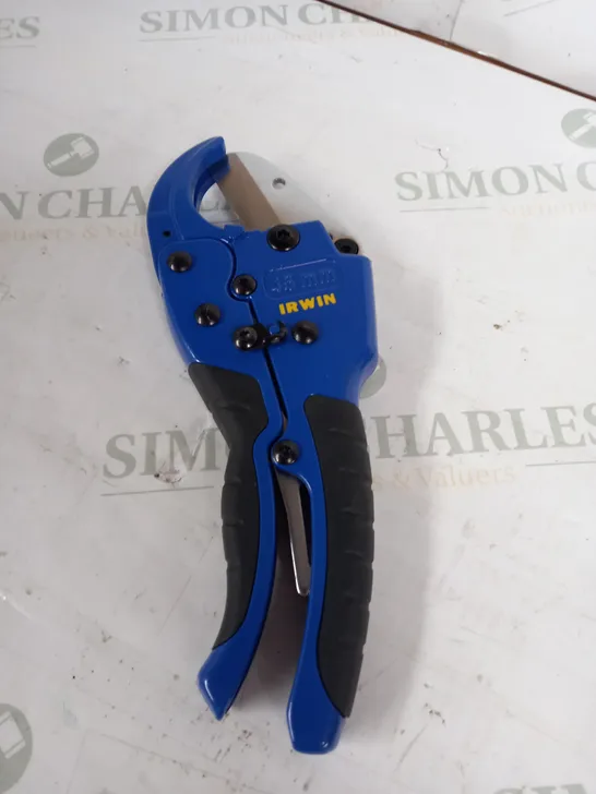 IRWIN PLASTIC PIPE CUTTER FOR PVC TUBING 