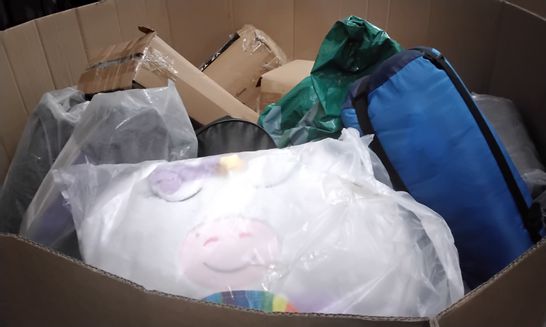PALLET OF ASSORTED ITEMS INCLUDING GREY WEIGHTED BLANKET, GOOSE DOWN AND FEATHER DUVET, SLEEPING BAG, KIDS UNICORN PILLOW