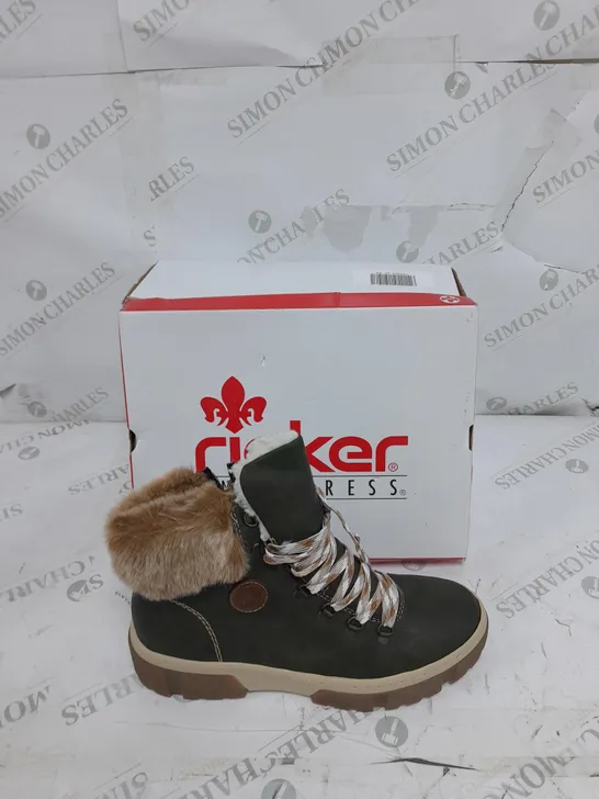 BOXED RIEKER LACE UP CHUNKY BOOTS OLIVE SIZE 8