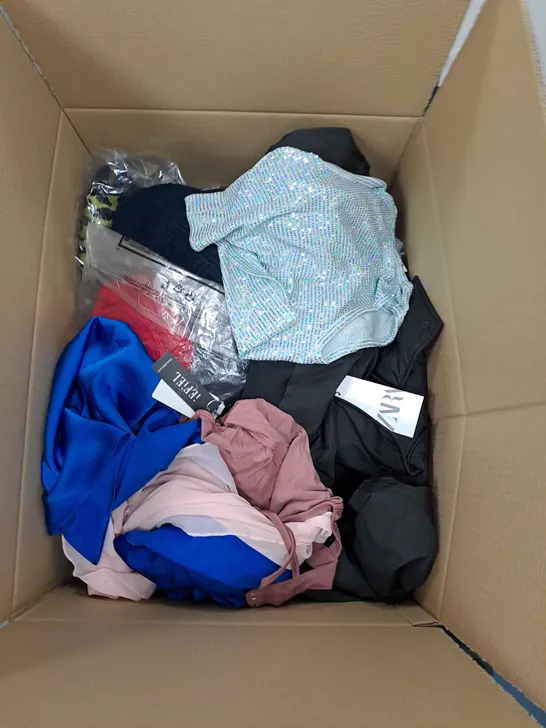 BOX OF ASSORTED CLOTHING ITEMS TO INCLUDE SHORTS, BODYSUIT, SWEATERS ETC 