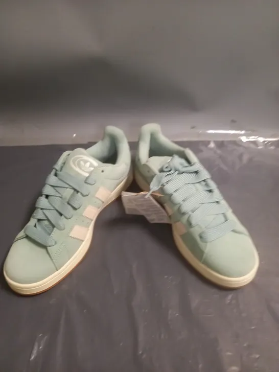 ADIDAS MENS TRAINERS MINT GREEN SIZE 9.5