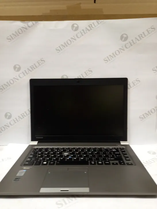 TOSHIBA TECRA Z40-A LAPTOP IN SILVER