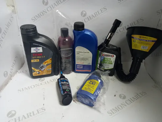 BOX OF APPROX 15 ITEMS TO INCLUDE WYNNS CATALYTIC CONVERTER CLEANER, FUCHS TITAN SW-30 OIL AND LIMITLESS FORK OIL