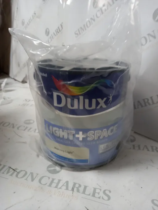 DULUX LIGHT + SPACE SMALLER SPACES SEEM BIGGER MORNING LIGHT MATT FOR WALLS AND CEILINGS