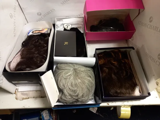 LOT OF 5 ASSORTED BOXED WIGS IN VARIOUS COLOURS AND STYLES