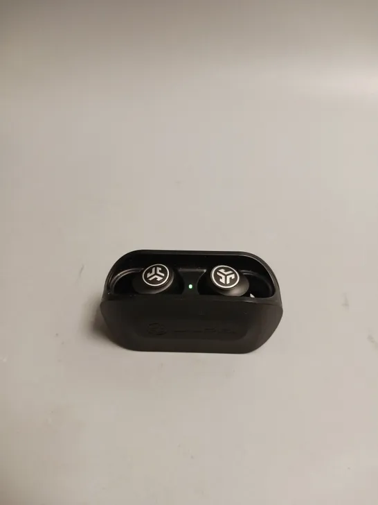 JLABS WIRELESS EARBUDS IN BLACK