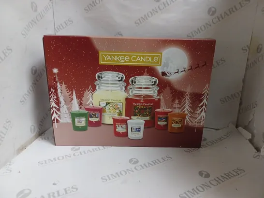 YANKEE CANDLE CHRISTMAS SET 