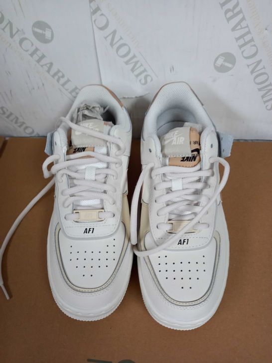 BOXED PAIR OF NIKE AIR FORCE TRAINERS (WHITE), SIZE 3.5 UK