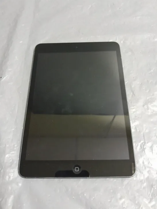 UNBOXED APPLE IPAD MINI IN BLACK - A1432