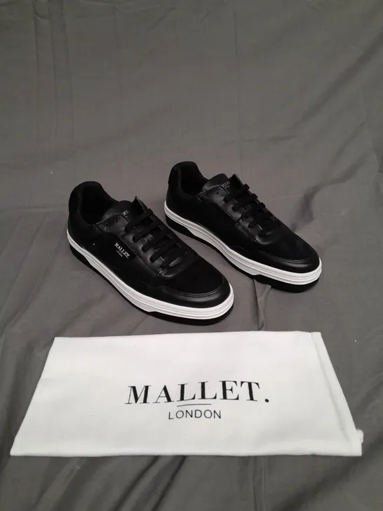 BOXED PAIR OF MALLET LONDON BLACK MALLET BENNET SIZE 8 