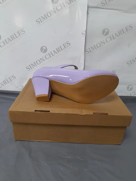 UNBRANDED LADIES PURPLE PATENT COURT SHOES SIZE EU 39