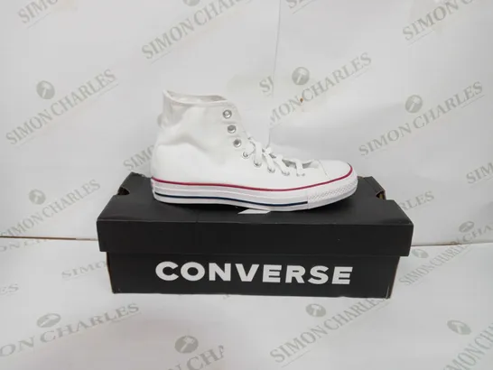 CONVERSE CHUCK TAYLOR ALL STAR HI WIDE FIT TRAINERS IN WHITE - UK 6.5