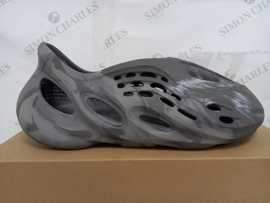 BOXED PAIR OF ADIDAS YEEZY FOAM RUNNERS IN GREY - UK 13